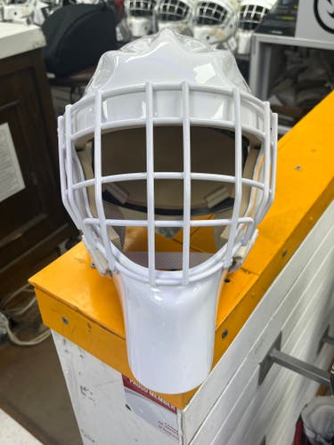 NEW Sportmask T3 (w/ Innegral Layup) Non Certified Senior Medium Goalie Mask