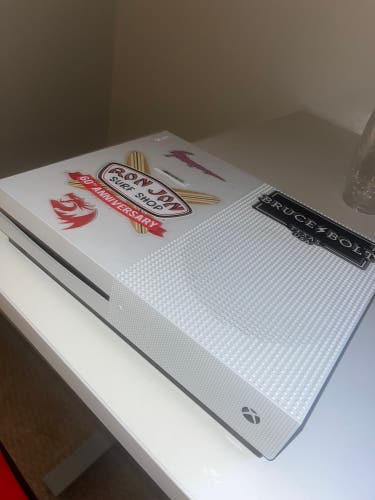 XBOX 1S FOR SALE