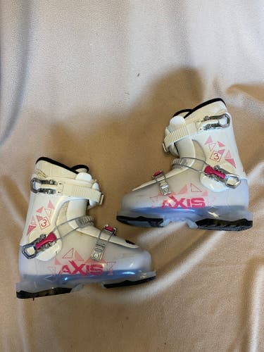 Used Women's Axis All Mountain 3 Ski Boots