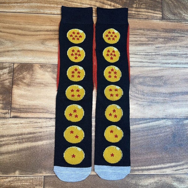 Super Saiyan Goku Dragon Ball Z 2018 Kanji Bioworld Socks One Size Fits Most