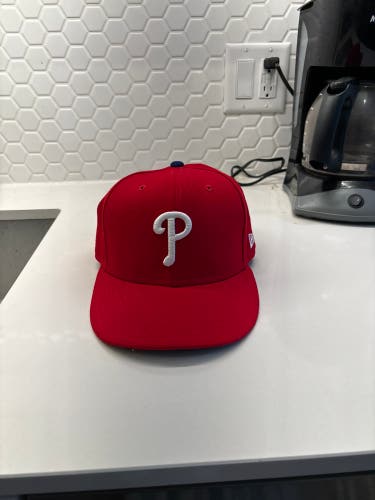 Red New Philadelphia Phillies 7 7/8 New Era Hat