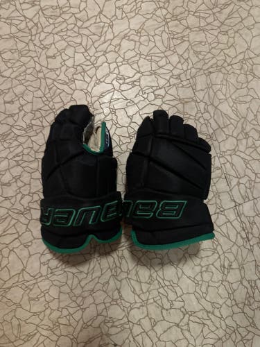New  Bauer 14" Pro Series Gloves