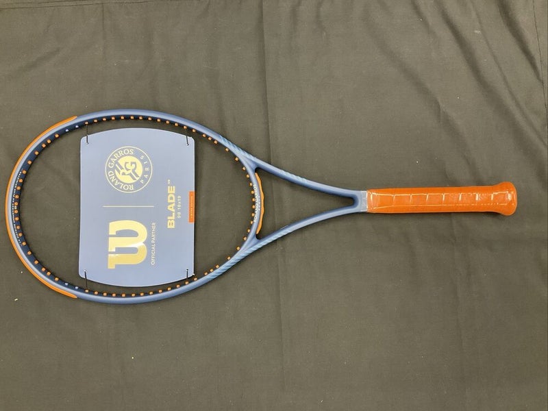 Grip Size 4 1/8 - Wilson v.9 Blade 98 16 x 19 - Roland Garros 2024 Paint Job