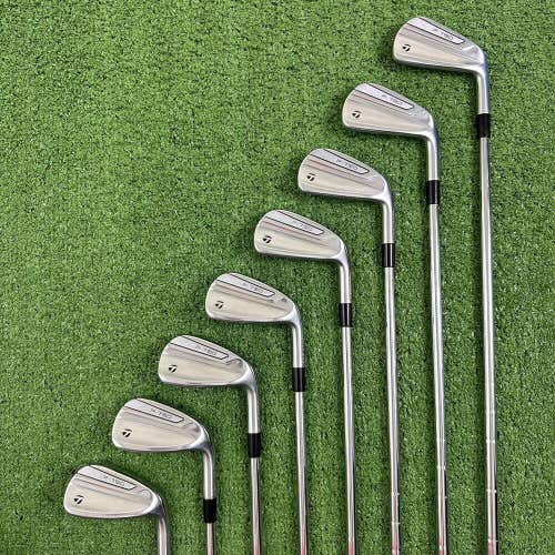 TaylorMade P790 2017 Forged Iron Set 4-PW AW Dynamic Gold 105 Stiff S300 +1”