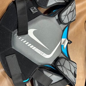 Nike Vapor LT lacrosse shoulder pads