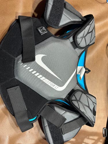 Nike Vapor LT lacrosse shoulder pads