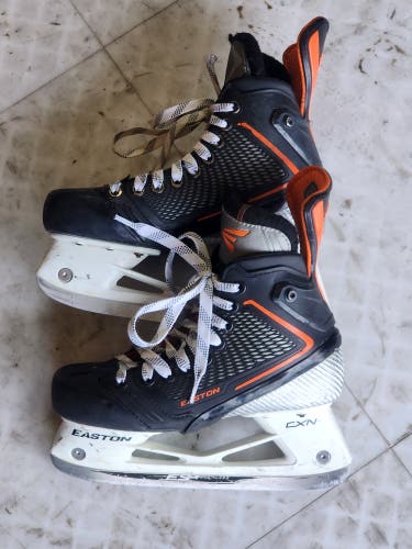 Easton Mako II Hockey Skates Size 4.5D