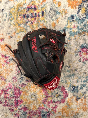 Used  Infield 11.25" R9 Baseball Glove (Youth)
