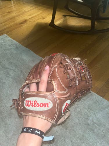 Used 2021 Infield 11.75" A2000 Baseball Glove