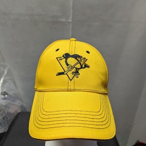 Pittsburgh Penguins SGA Strapback Hat Yellow NHL