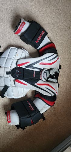 Medium Vaughn Vision 9400 Goalie Chest Protector