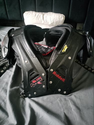Used Medium Adult Riddell Power SPX Shoulder Pads