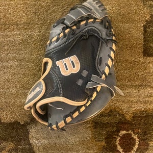 Used Right Hand Throw Wilson Catcher's A2000 Baseball Glove 33"
