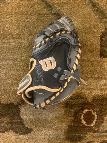 Used Right Hand Throw Wilson Catcher's A2000 Baseball Glove 33"