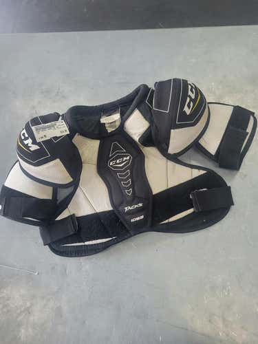 Used Ccm Tacks 1052 Md Hockey Shoulder Pads