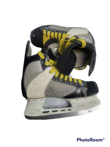 Used Ccm Powerline 550 Junior 02 Ice Skates Ice Hockey Skates