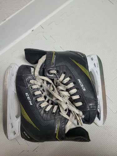 Used Ccm 1052 Youth 13.0 Ice Hockey Skates