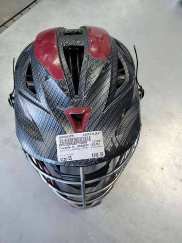 Used Cascade R Lacrosse Helmet Adjustable One Size Lacrosse Helmets