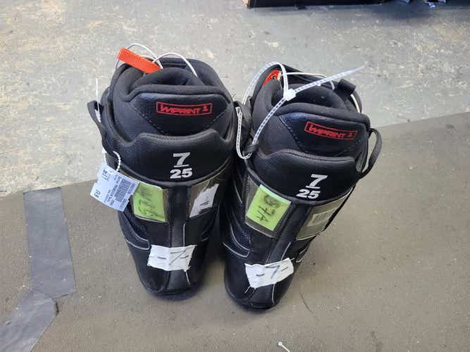 Used Burton Progression Senior 7 Men's Snowboard Boots