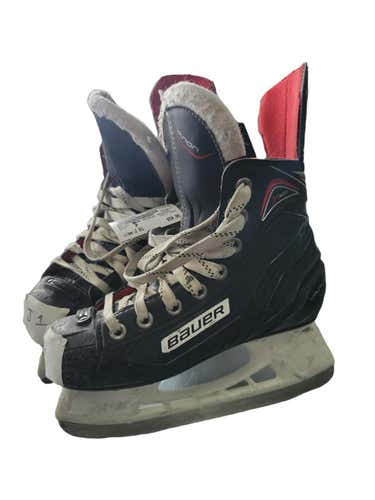 Used Bauer X800 Junior 01 Ice Hockey Skates
