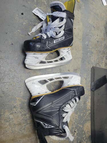 Used Bauer Supreme S160 Junior 01 Ice Hockey Skates
