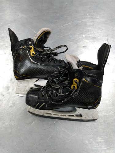 Used Bauer One.9 Youth 13.5 Ice Skates Ice Hockey Skates