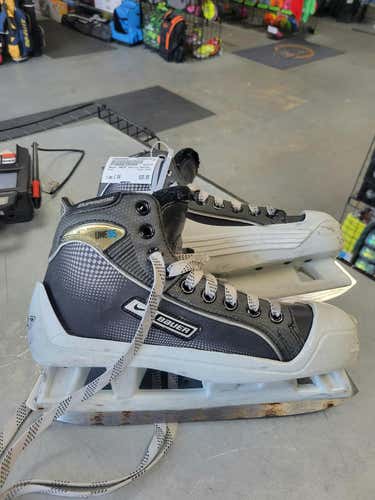 Used Bauer One35 Junior 04 Goalie Skates