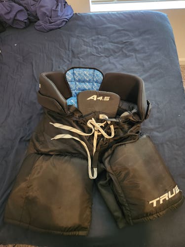 Senior Used XL True A4.5 Hockey Pants