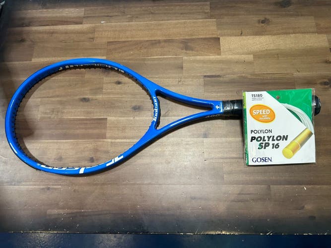 New Toalson 400g Training racquet (4 1/4 grip) with Gosen Polylon SP 16 string