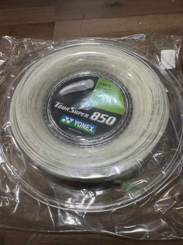 New Yonex Tour Super  850 Multifilament 16g reel 660'