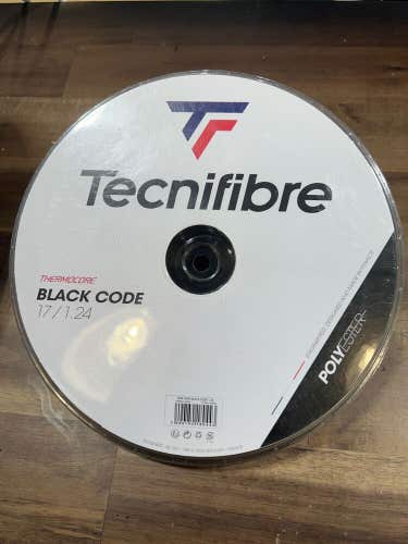 New Tecnifibre Black Code 17g Reel 660'  FREE SHIPPING!