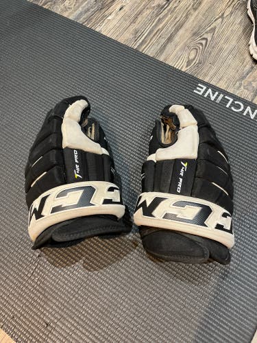 CCM 14" Pro Stock HG 4R Pro Gloves