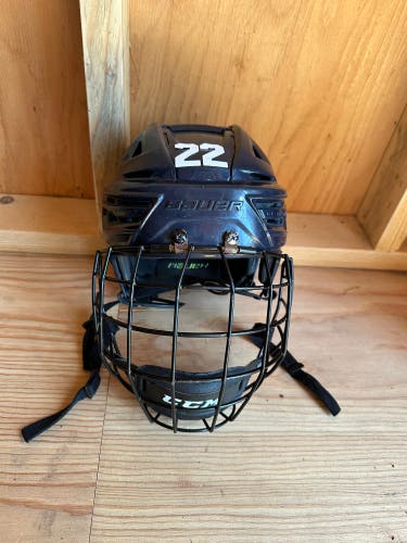 Used Large Bauer Re-Akt 150 Helmet