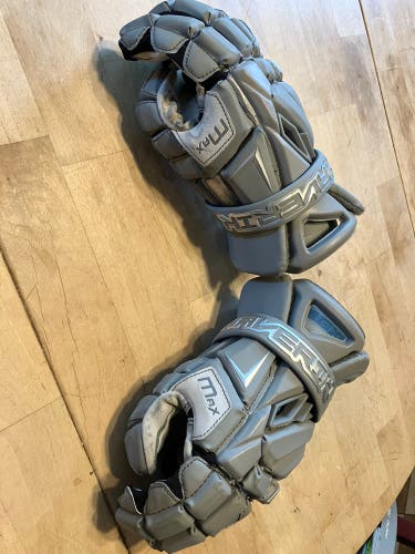 Maverick max lacrosse gloves