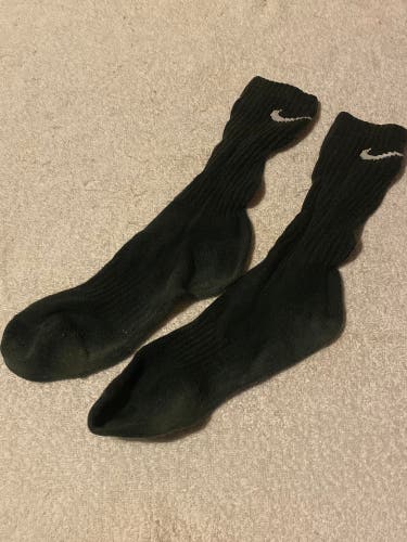 Nike Athletics Men’s Large Crew Socks Black