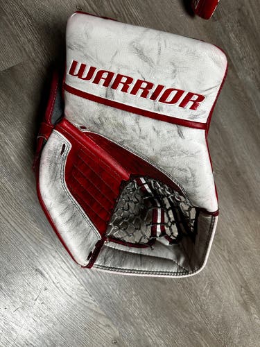 Used  Warrior Regular  Ritual GT2 Glove & Blocker (Intermediate)