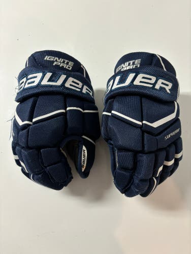 Used  Bauer 10"  Supreme Ignite Pro Gloves