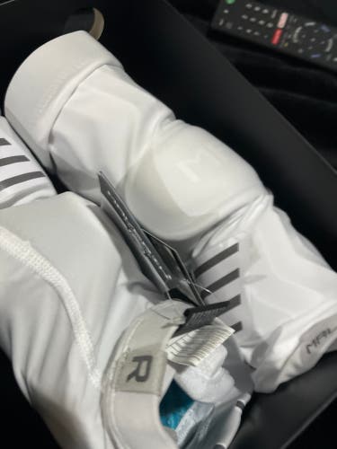 New Adult Maverik shift Arm Pads
