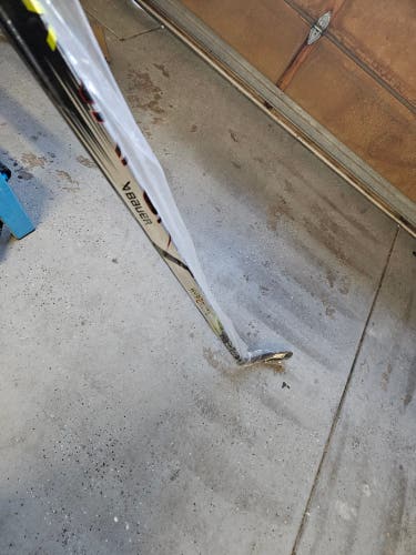 New Senior Bauer Vapor Hyperlite 2 Left Hand Hockey Stick P92