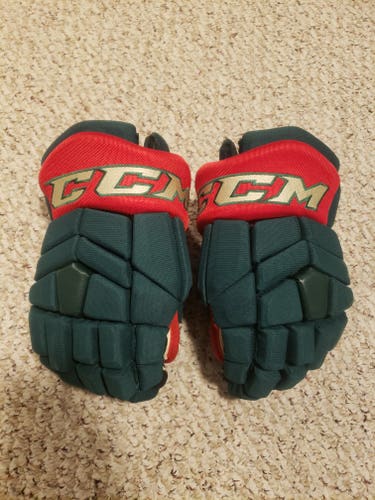 13" CCM HGTKPP Gloves (MIN Wild)