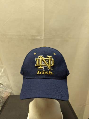 Vintage Notre Dame Fighting Irish Zypher Fitted Hat 7 1/4 NCAA