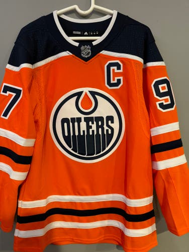 Edmonton Oilers #97 Connor McDavid Jersey