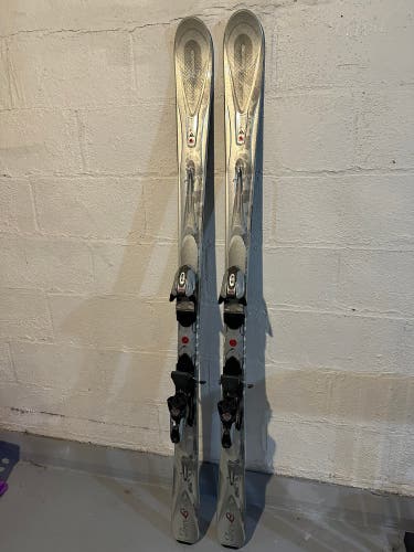 Used 162 cm With Bindings Skis
