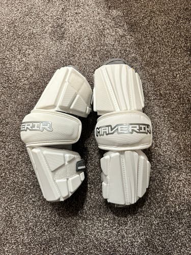 New Maverik MAX arm guards / elbow pads