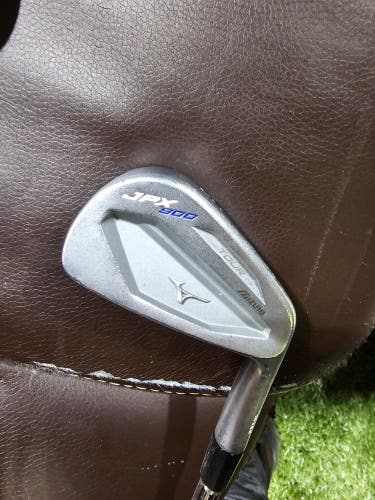 Used Men's Mizuno JPX 900 Tour Forged Right Handed Iron Set Extra Stiff Flex 7 Pieces Steel Shaft