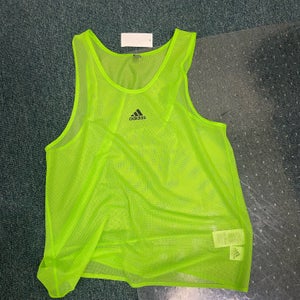 New Adidas Training Bib Medium