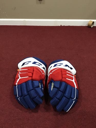 Rochester Americans Ccm jetspeed Used gloves Size 14 Item#RTG98