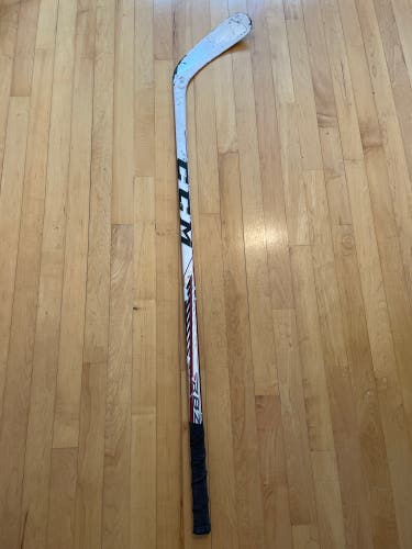 Junior CCM Right Handed P29 RBZ Revolution Hockey Stick Damaged