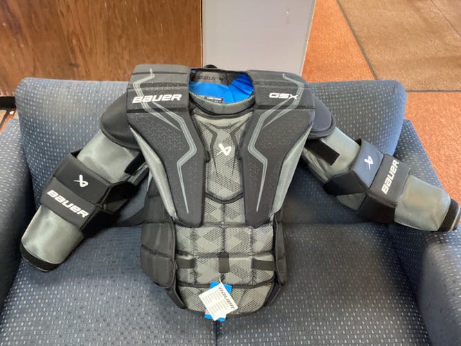 New Large Bauer GSX Goalie Chest Protector