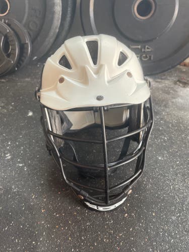 Used Cascade CPV-R Lax Helmet Great Condition Lacrosse Helmet